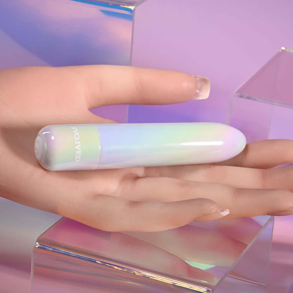 Evolved EASY DOES IT - Pearlescent White 10 cm USB Rechargeable Bullet