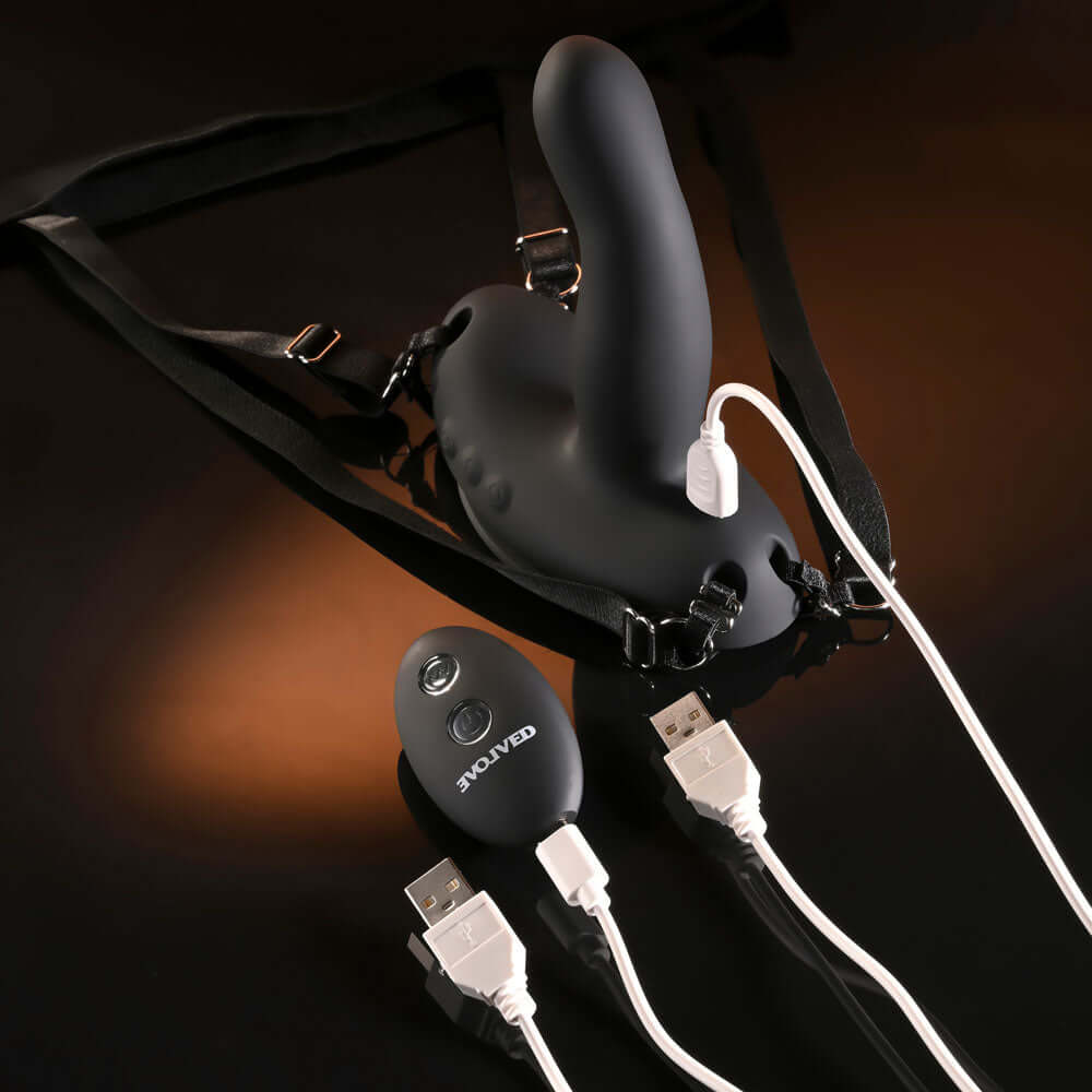 Evolved COME CLOSER - Black USB Rechargeable Vibrating Strap-On with Remote