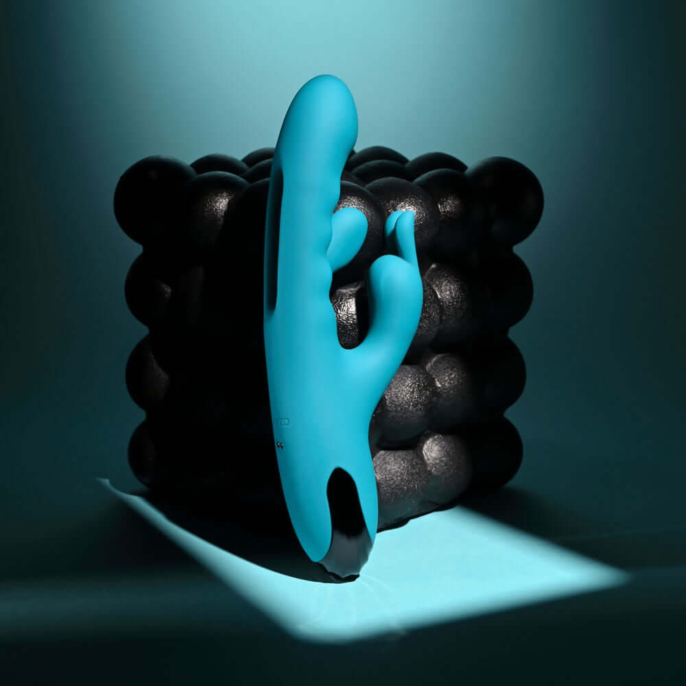 Evolved BUNNY TAPPER - Blue 20 cm USB Rechargeable Rabbit Vibrator with Flicking Shaft