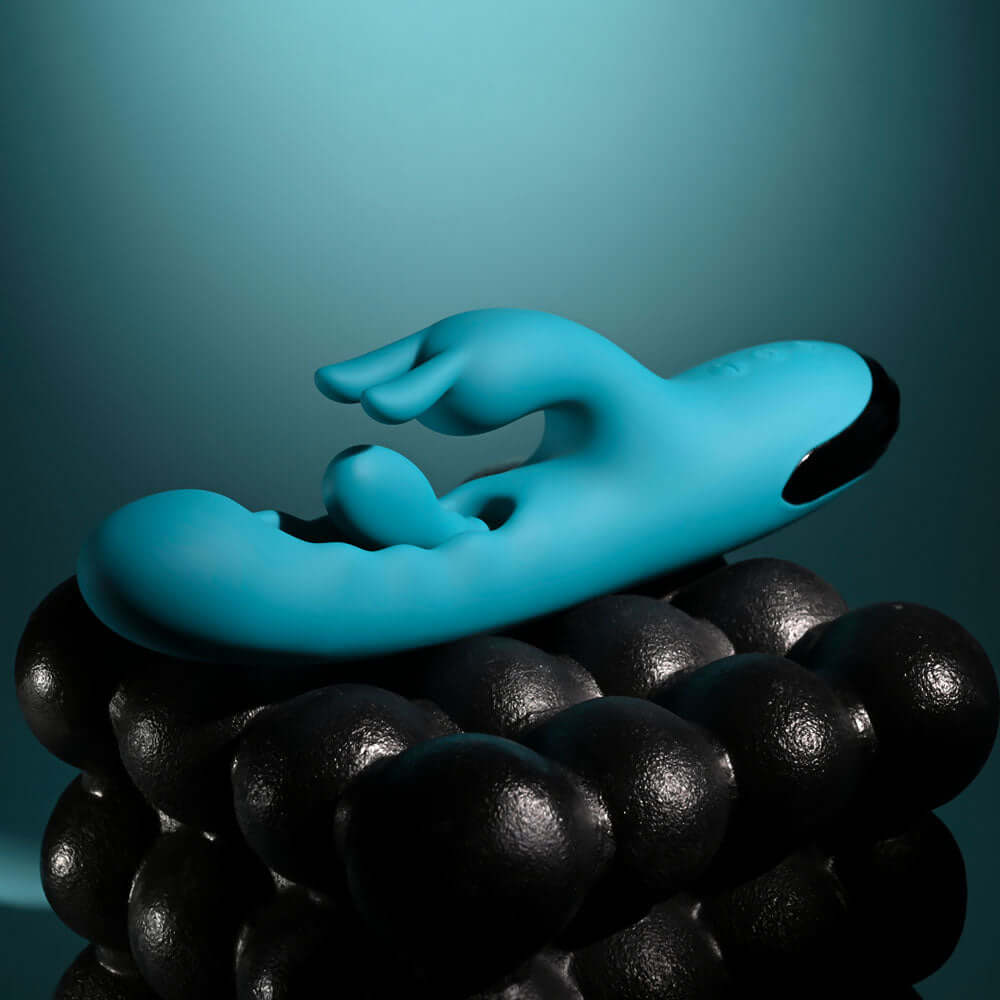 Evolved BUNNY TAPPER - Blue 20 cm USB Rechargeable Rabbit Vibrator with Flicking Shaft