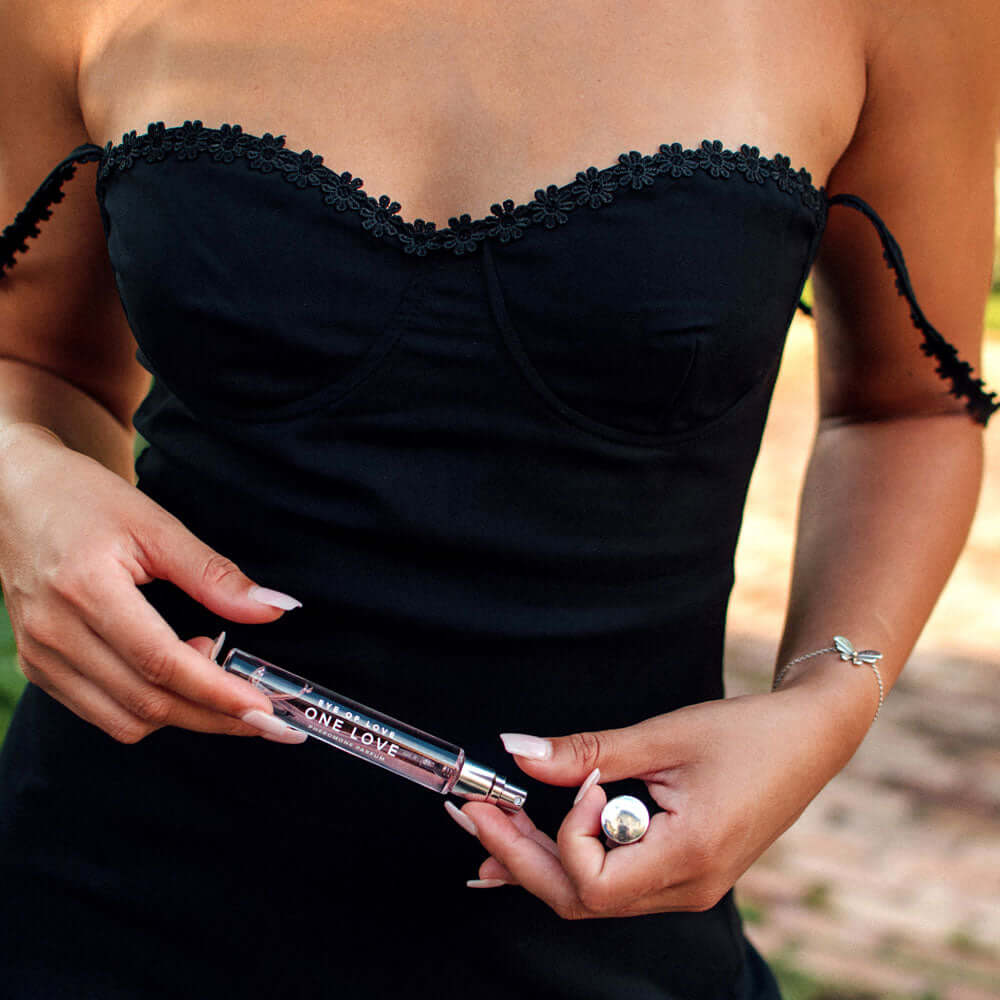 Eye Of Love One Love Pheromone Perfume - 10 ml - Rose Scented Pheromone Perfume for Women to attract Men - 10 ml Spray