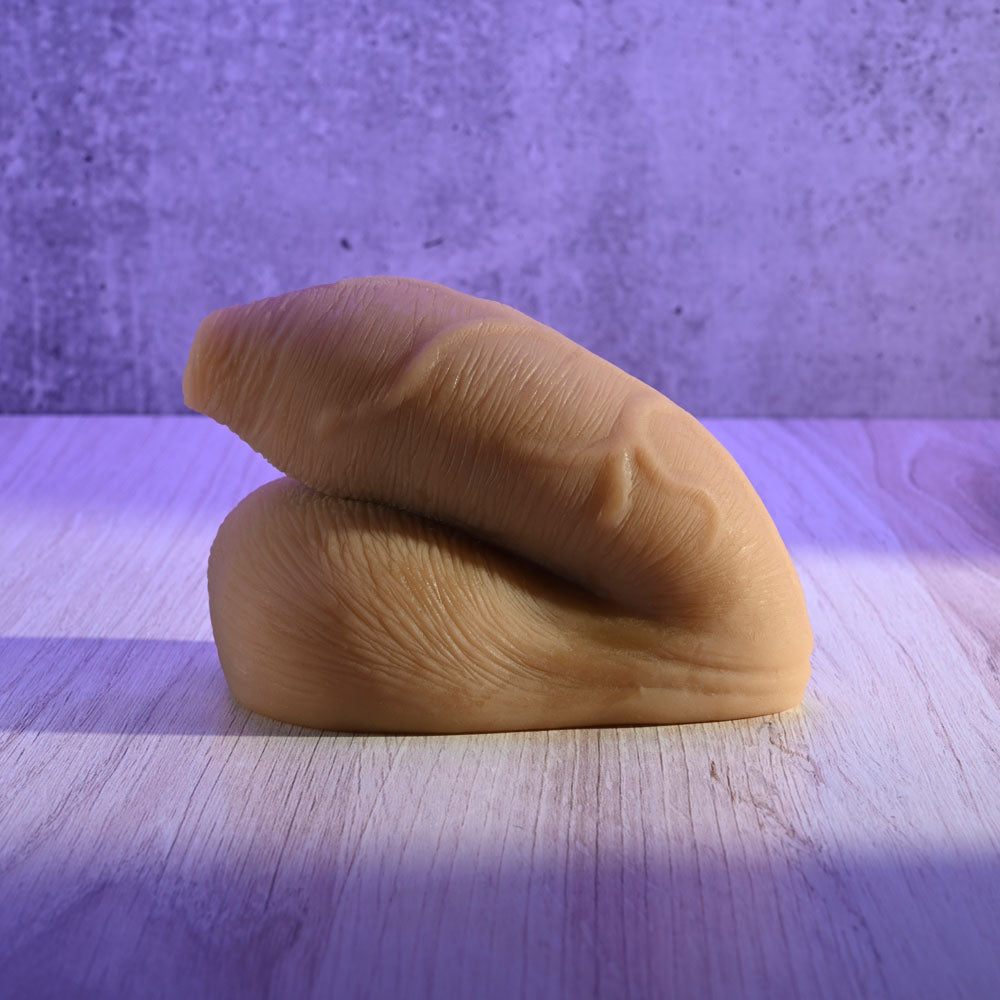 Gender X THE UNCIRCUMCISED PACKER - Medium Tan 11.5 cm Packer