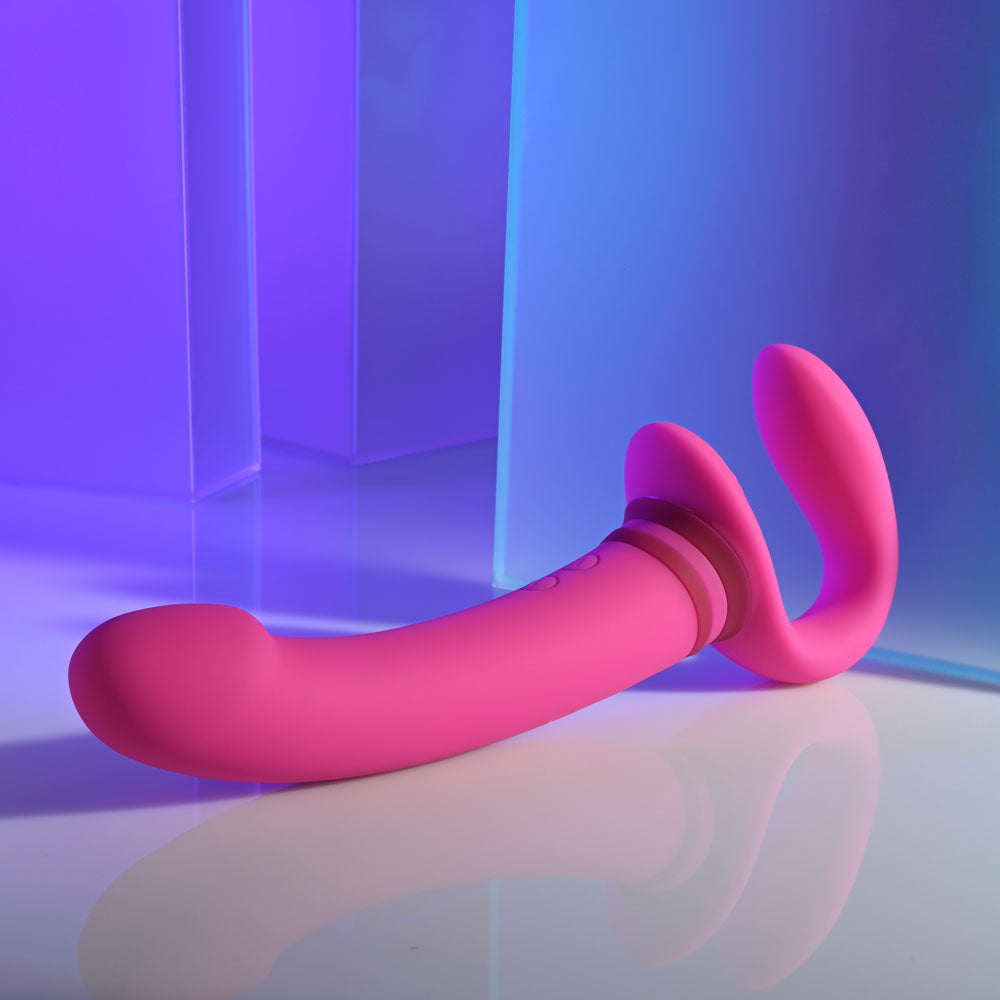 Gender X SHARING IS CARING - Pink 21.9 cm USB Rechargeable Strapless Strap-On