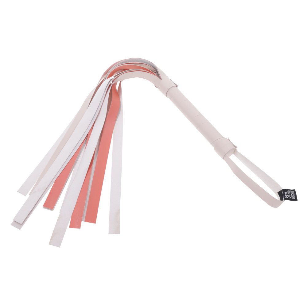 Sex & Mischief Peaches n CreaMe Stripe Flogger - Peach 80 cm