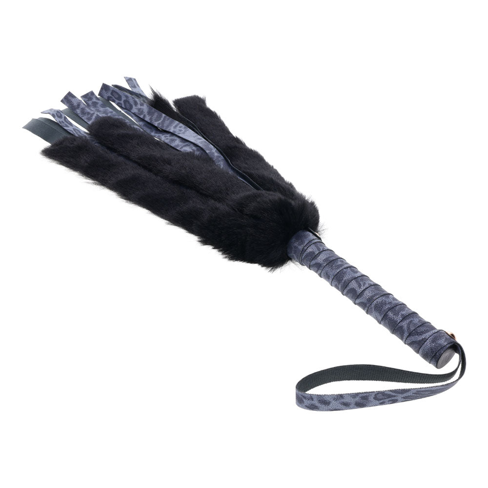 Sex & Mischief Cougar Faux Fur Flogger - Navy /Black