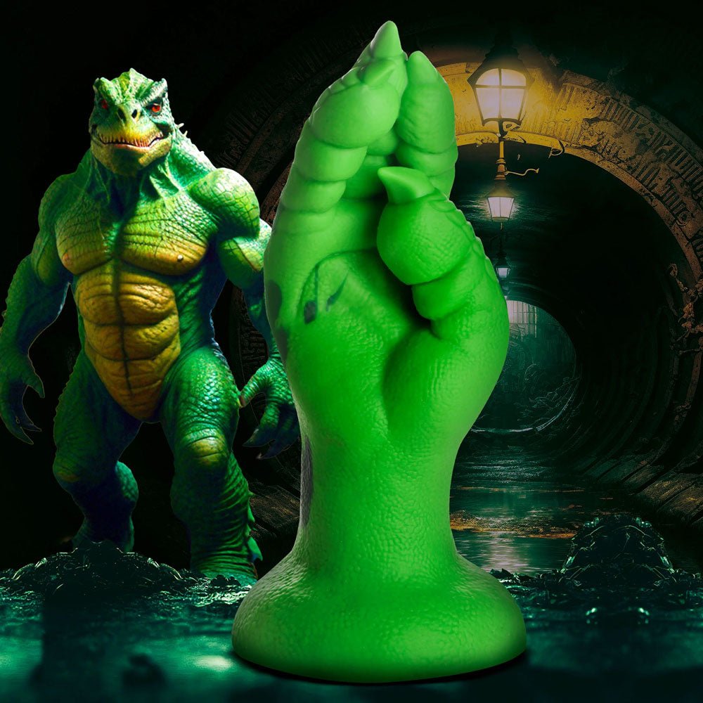 Creature Cocks Raptor Claw Fantasy Fisting Silicone Dildo - 21.8 cm Green