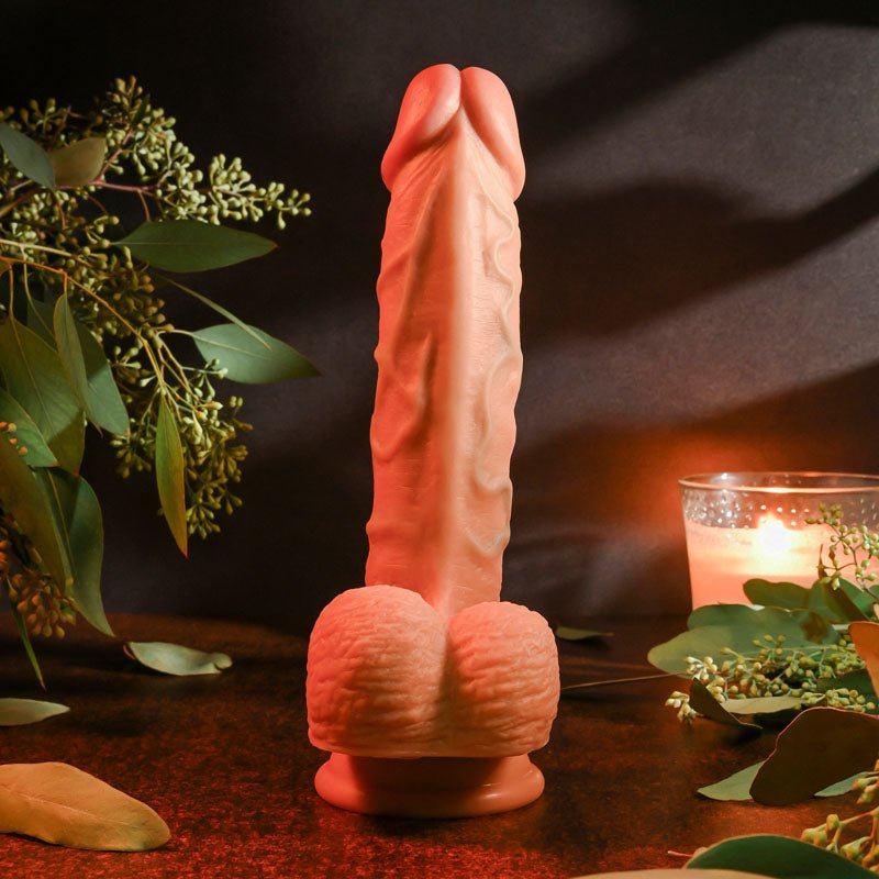 Evolved REALISTIC DILDO 8'' LIGHT - 21 cm Dong