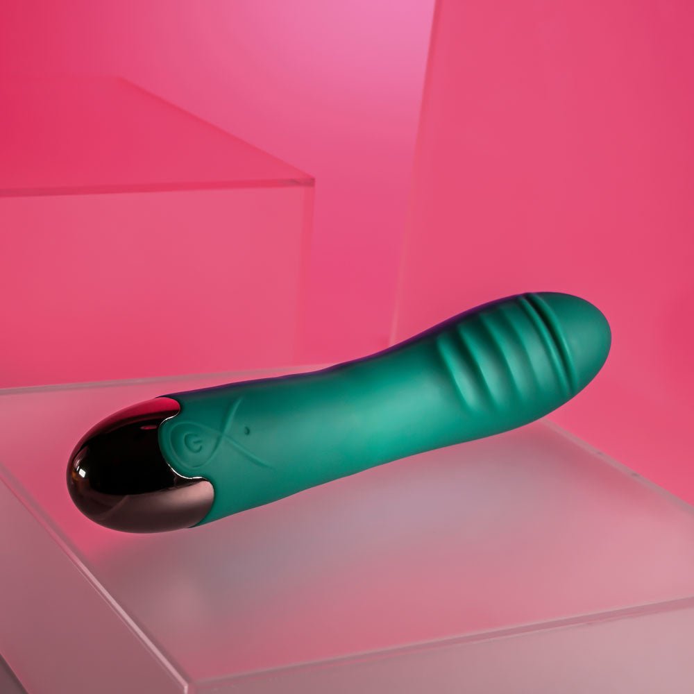 Gender X PIROUETTE - Green 20.6 cm USB Rechargeable Vibrator