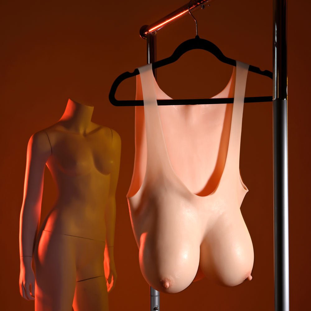 Gender X UNDERGARMENTS - PLATE E-CUP - Light Flesh Wearable Breasts - E-Cup Size