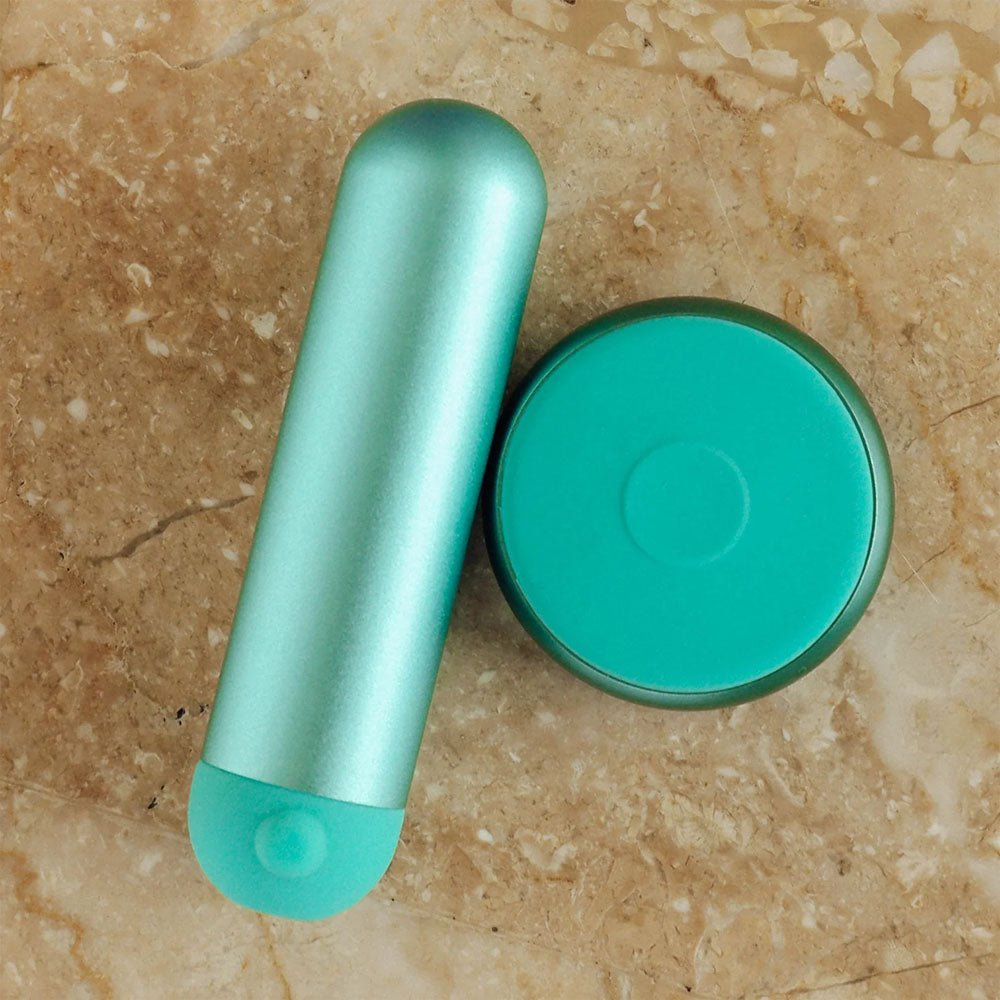 JimmyJane Mini Chroma - Teal 7.8 cm USB Rechargeable Bullet with Wireless Remote