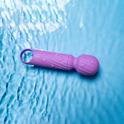 Maia DOLLY - Purple 12.7 cm USB Rechargeable Massage Wand