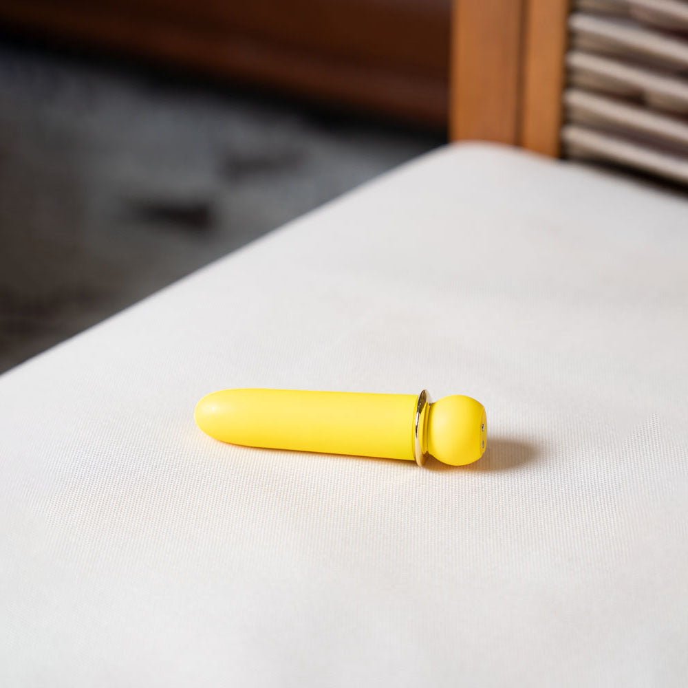 Maia JAGUAR - Yellow 10.1 cm USB Rechargeable Bullet