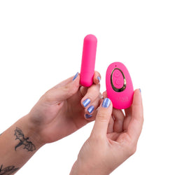 Maia JESSI Remote - Pink 7.6 cm USB Rechargeable Bullet with Wireless Remote