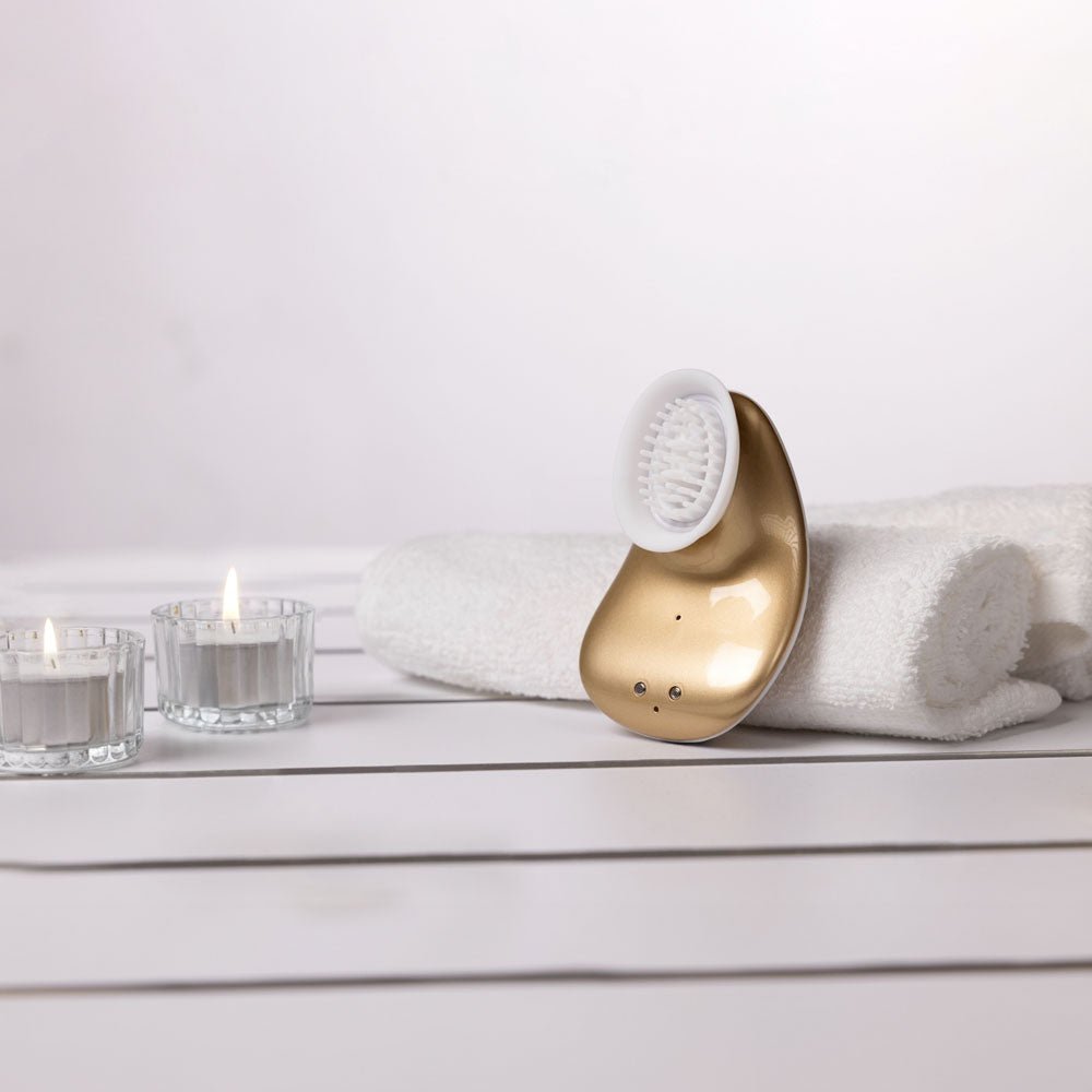 Twitch 1 - Gold USB Rechargeable Suction Vibrator